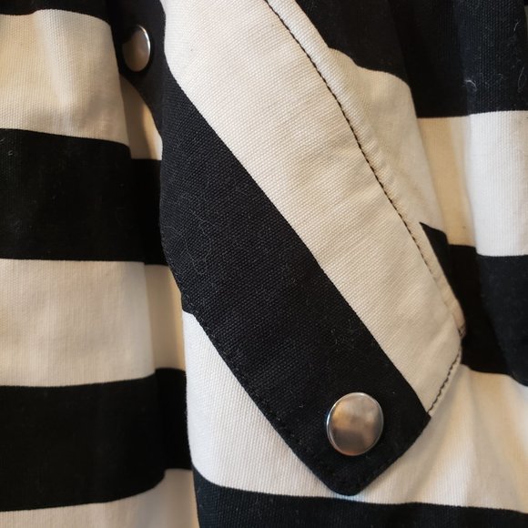 🍋Gap Black & White Striped Zip-up Jacket - Picture 4 of 10